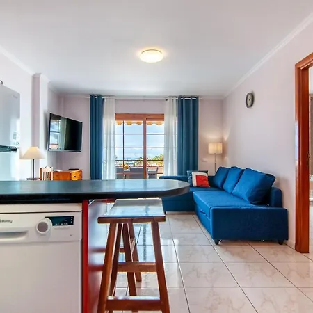 Garden Apartment *